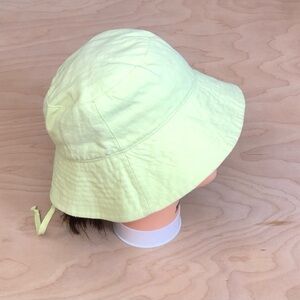 Universal Thread Summer Bucket Hat Green with Adjustable Ties Womens One Size.
